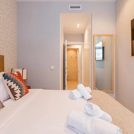 Home Art Apartments Bernabeu Madrid Exterior photo