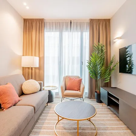 Home Art Apartments Bernabeu Madrid Exterior photo