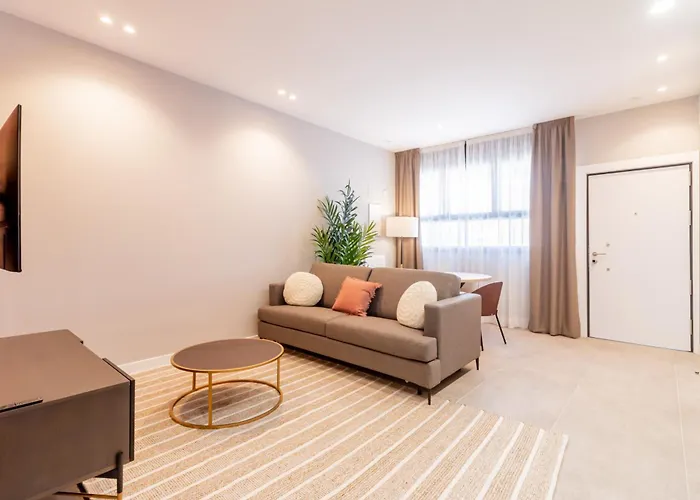 Home Art Apartments Bernabeu