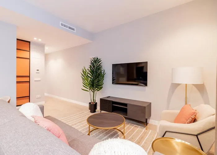 Home Art Apartments Bernabeu