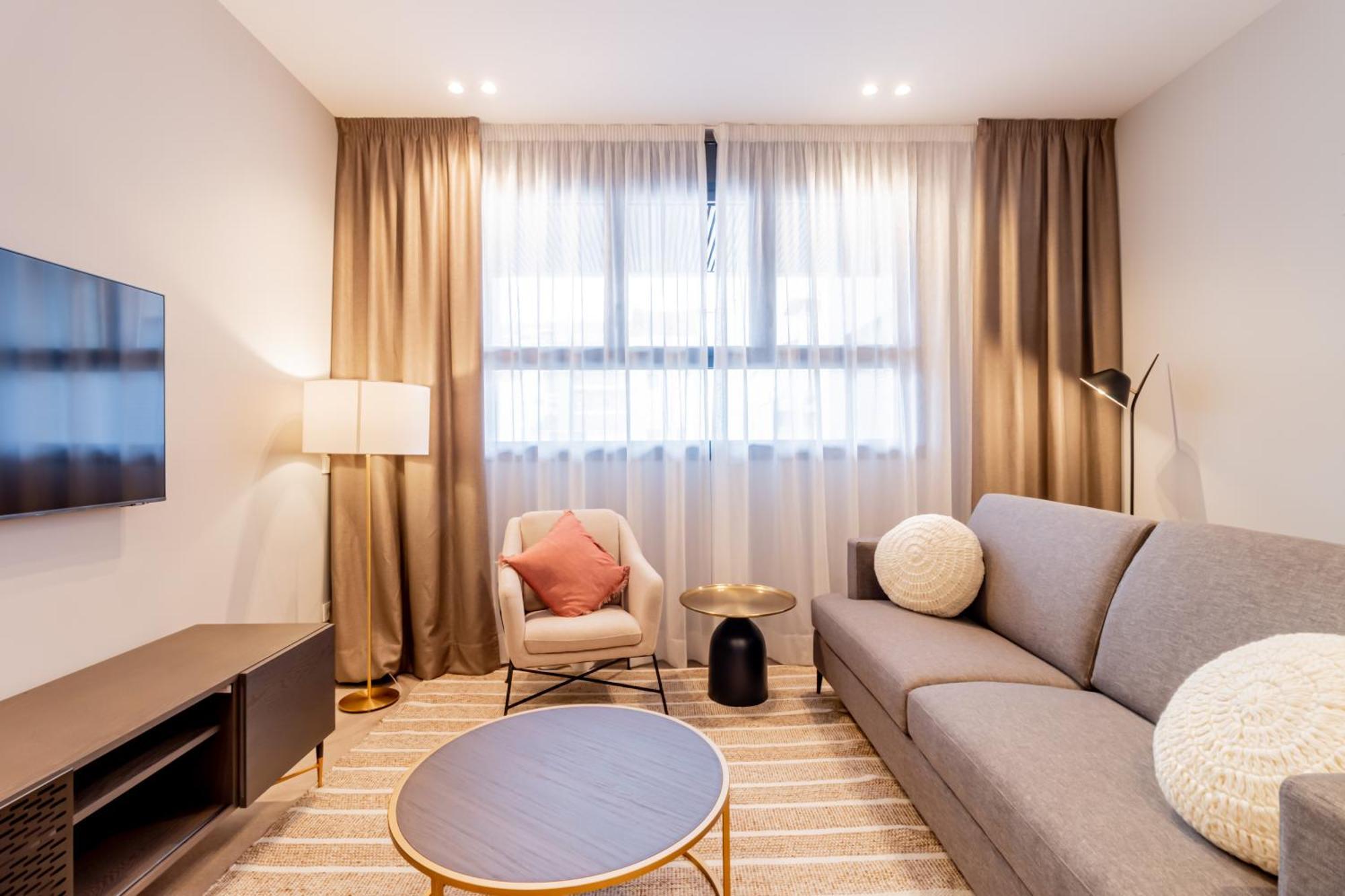 Apartament Art Bernabeu